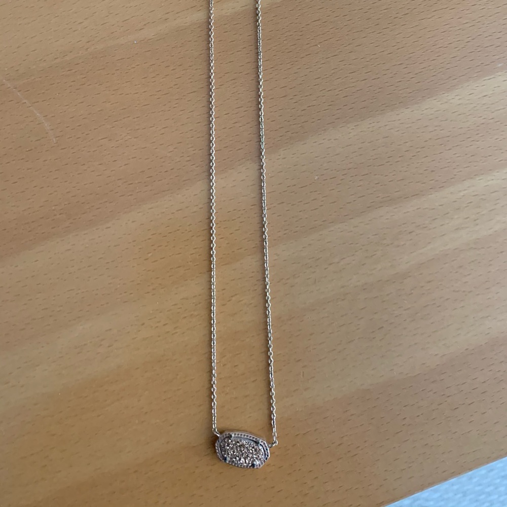 kendra scott gold necklace